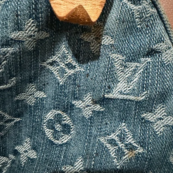 Louis Vuitton Blue Denim Handbag - Picture 5 of 13